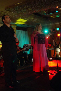 DSC_0623.JPG (60437 bytes)