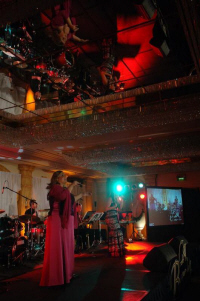 DSC_0674.JPG (70021 bytes)