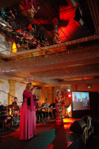 DSC_0675.JPG (84425 bytes)